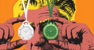 Nicky-Boy mit seiner Swatch x Audemars Piguet